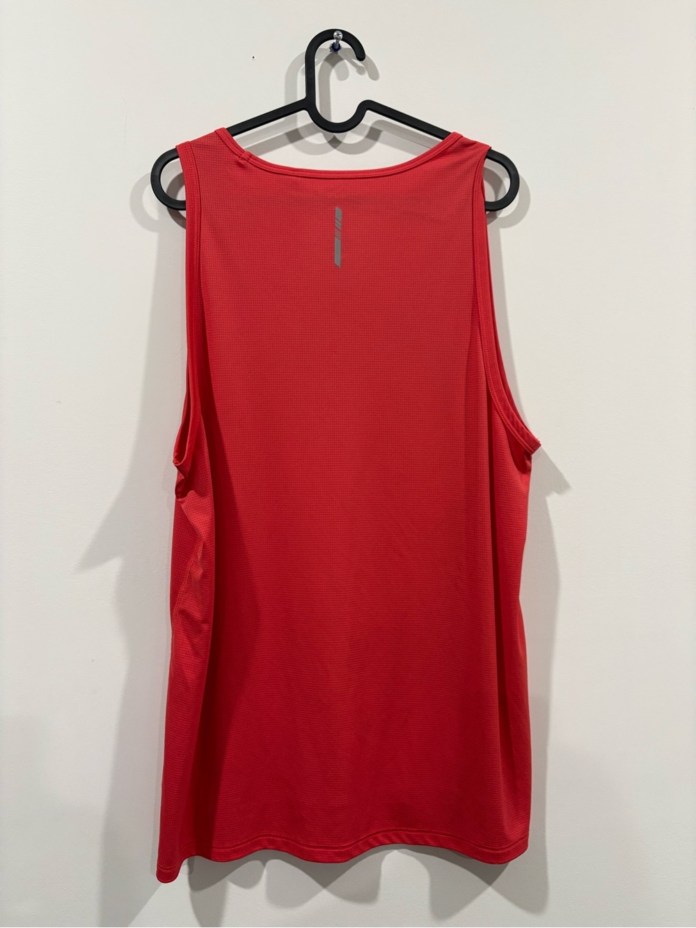 Light Tank Top - Picture 2 of 3